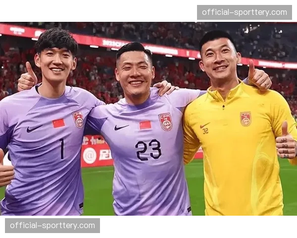 颜骏凌十次扑救零封蔚山HD 海港门神入选亚冠最佳阵容